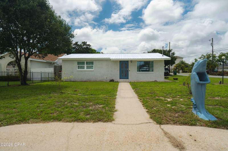 3 bedroom SingleFamilyResidence at 501 Camelia Street, Bahama Beach, Panama City Beach — photo 4