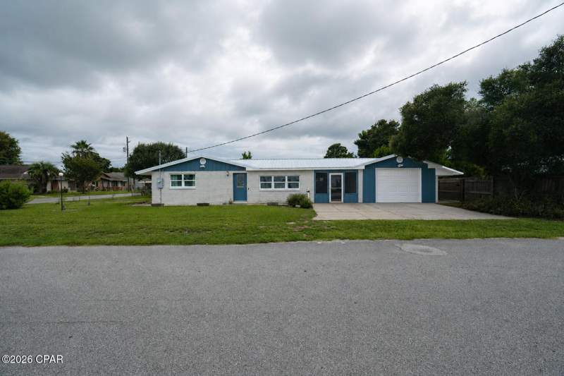 3 bedroom SingleFamilyResidence at 501 Camelia Street, Bahama Beach, Panama City Beach — photo 5