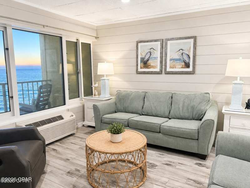 1 bedroom Condominium at 15413 Front Beach Road 519, Continental Condos, Panama City Beach — photo 1