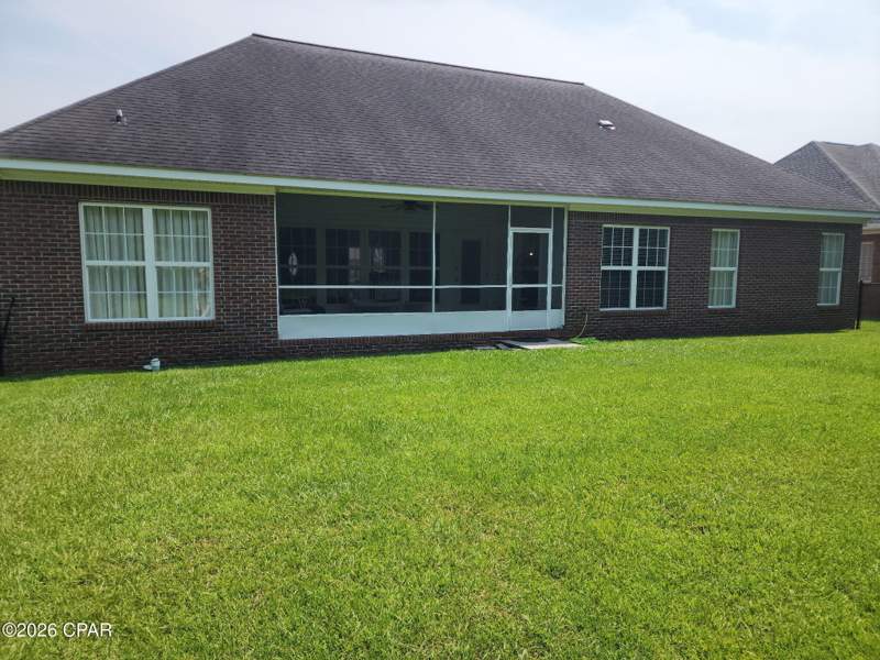 3 bedroom SingleFamilyResidence at 2557 Woods View Drive, Camellia Acres, Marianna — photo 3