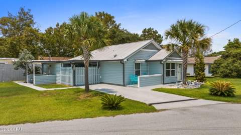 217 Magnolia Drive, Panama City Beach FL - photo 7 of 42