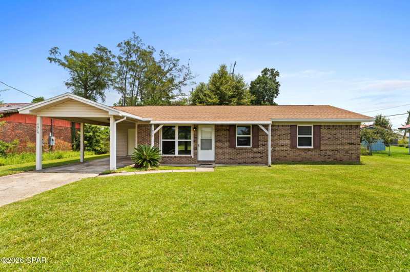 3 bedroom SingleFamilyResidence at 1315 Texas Avenue, Lynn Haven, Lynn Haven — photo 1