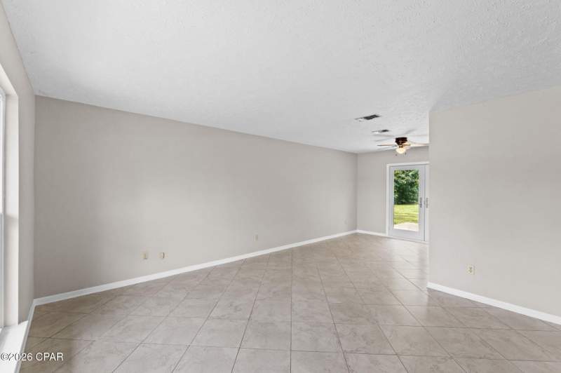 3 bedroom SingleFamilyResidence at 1315 Texas Avenue, Lynn Haven, Lynn Haven — photo 5
