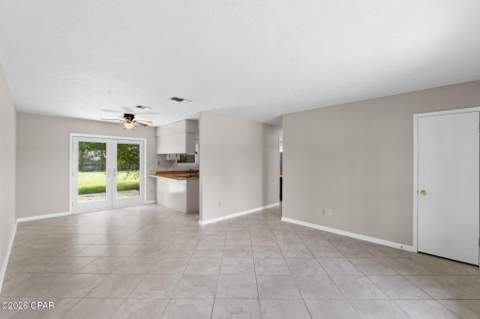 1315 Texas Avenue, Lynn Haven FL - photo 6 of 31