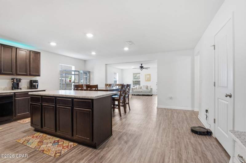 3 bedroom SingleFamilyResidence at 7124 Hatteras Boulevard, Barrett's Park, Panama City — photo 5