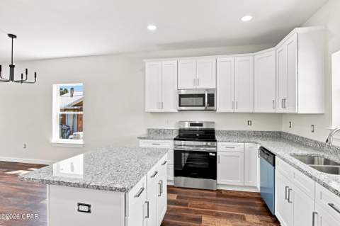 7582 Kelsey Drive, Panama City FL - photo 13 of 37