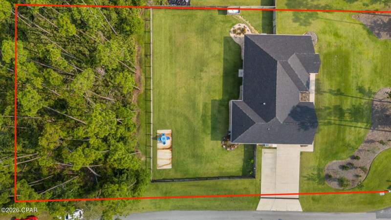 4 bedroom SingleFamilyResidence at 9716 Sweetfield Lane, Cedar Creek At Deerpoint Lake, Panama City — photo 2