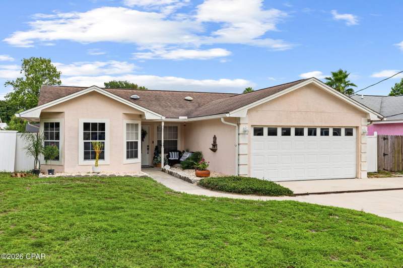 3 bedroom SingleFamilyResidence at 108 Jeanette Avenue, Gulf Highlands, Panama City Beach — photo 3