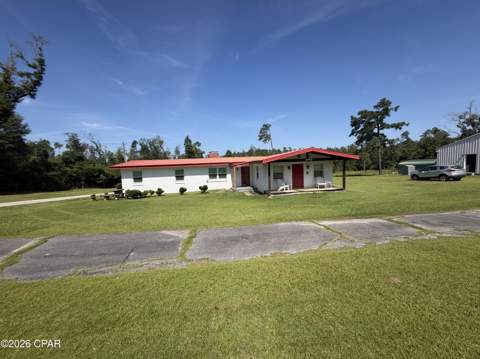 379 Lakepoint Road, Alford FL - photo 6 of 61