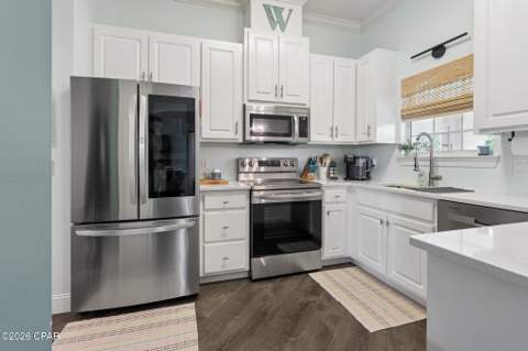 1801 Glencoe Drive, Lynn Haven FL - photo 10 of 34