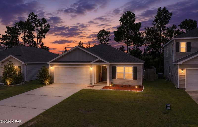 3 bedroom SingleFamilyResidence at 7123 Riverbrooke Street, Olde Towne Village, Panama City — photo 2