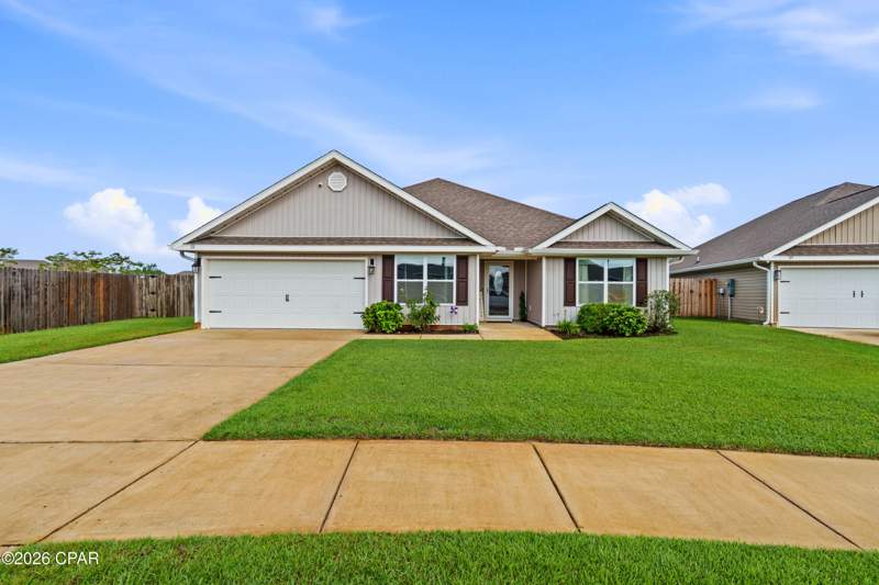 5 bedroom SingleFamilyResidence at 111 Tiller Drive, Bridge Harbor, Callaway — photo 1
