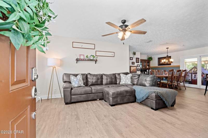 4 bedroom SingleFamilyResidence at 4018 Valencia Court, Venetian Villa, Panama City — photo 3
