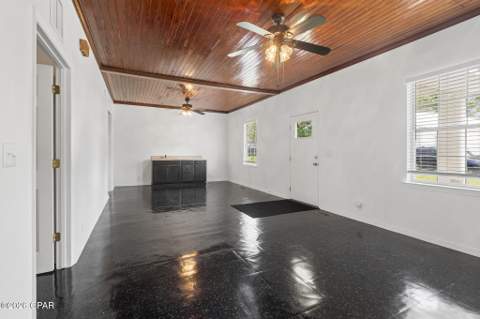 4396 Florence Drive, Marianna FL - photo 10 of 39