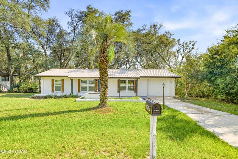 2 bedroom SingleFamilyResidence at 2007 Ambassador Court, Sunny Hills, Chipley — photo 1