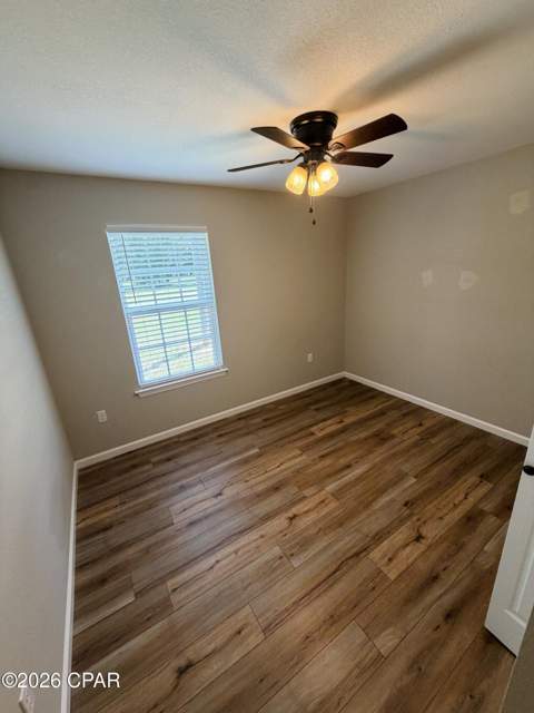 6601 Grande Oak Loop, Grand Ridge FL - photo 12 of 24
