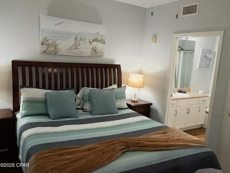 1 bedroom Condominium at 9860 S Thomas Drive 814, Laketown Wharf Phase II, Panama City — photo 3