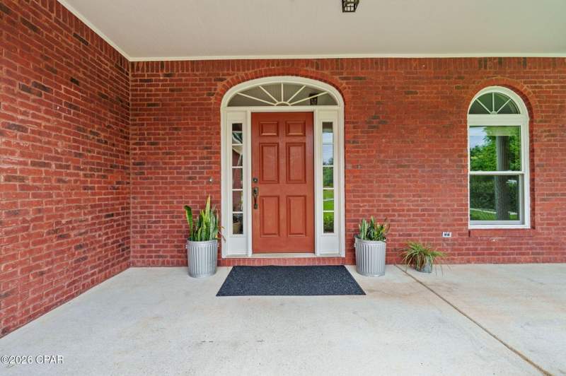 4 bedroom SingleFamilyResidence at 5133 Indian Bluff Drive, Indian Bluff, Youngstown — photo 3
