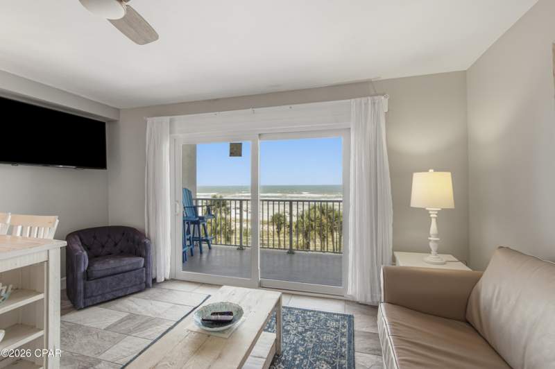 1 bedroom Condominium at 8743 Thomas Drive 423, The Summit, Panama City — photo 2