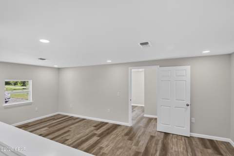 5012 Lake Drive, Panama City FL - photo 15 of 38