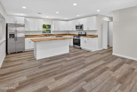 5012 Lake Drive, Panama City FL - photo 9 of 38