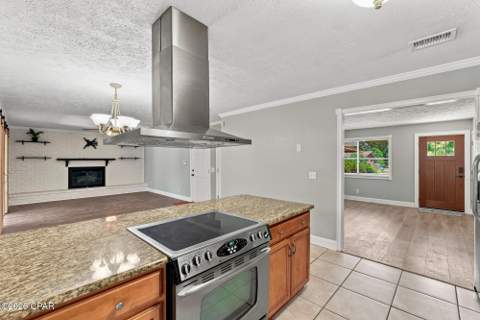 1008 Minnesota Avenue, Lynn Haven FL - photo 9 of 29