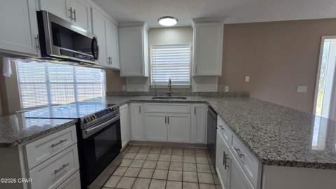 1902 Sutherland Road, Lynn Haven FL - photo 6 of 38