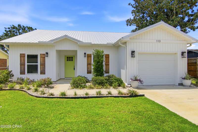 3 bedroom SingleFamilyResidence at 113 Heather Drive, Gulf Highlands, Panama City Beach — photo 1