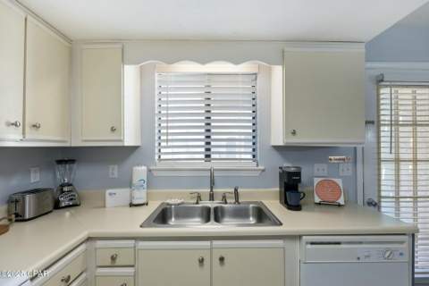 122 W Leslie Lane, Panama City Beach FL - photo 20 of 55