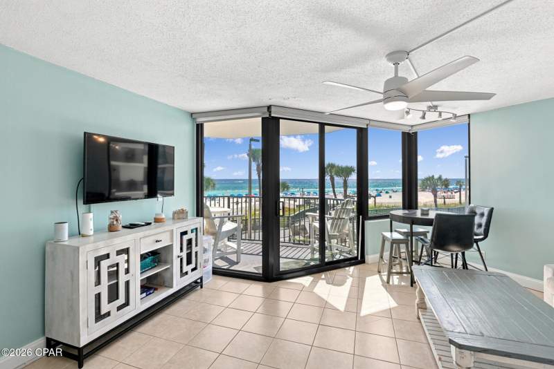 1 bedroom Condominium at 9850 S Thomas Drive 210E, Sunbird Condo, Panama City — photo 3