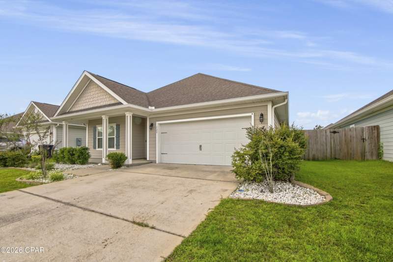 4 bedroom SingleFamilyResidence at 129 N Shoreview Drive, Village of Mill Bayou/Shoreline Village Ph 1C, Panama City — photo 2
