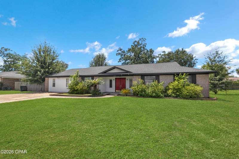 4 bedroom SingleFamilyResidence at 4019 Milano Road, Venetian Villa, Panama City — photo 2