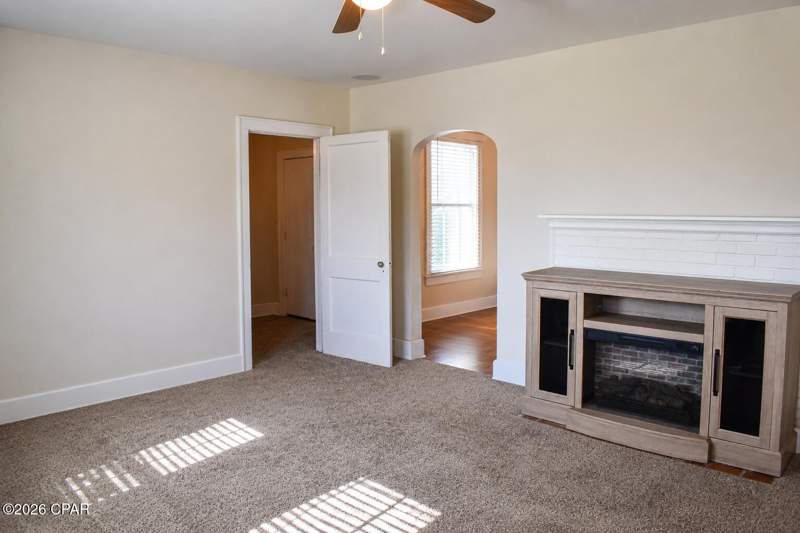 3 bedroom SingleFamilyResidence at 414 N Macarthur Avenue, Sudduths 4th Add, Panama City — photo 3