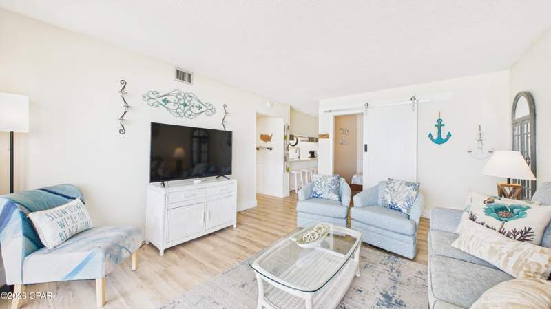 2 bedroom Condominium at 8815 Thomas Drive 806, Moondrifter, Panama City Beach — photo 4