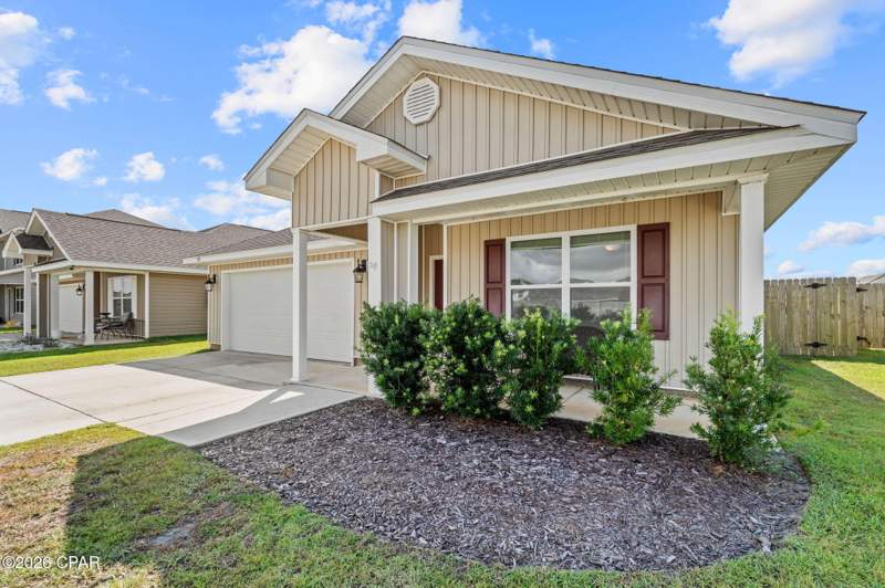 4 bedroom SingleFamilyResidence at 131 Tiller Drive, Bridge Harbor, Panama City — photo 2