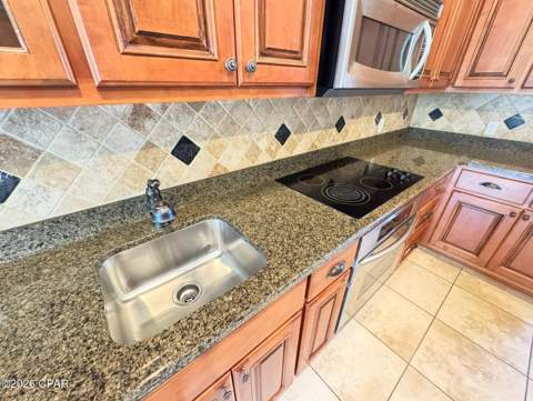 207 Lakeview Terrace, Lynn Haven FL - photo 9 of 29
