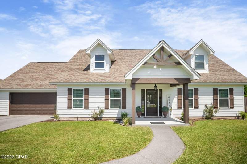 4 bedroom SingleFamilyResidence at 11840 Country Club Drive, Sandy Creek & Country Club Phase II, Panama City — photo 2