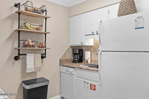 116 Damon Circle M, Panama City Beach FL - photo 6 of 32