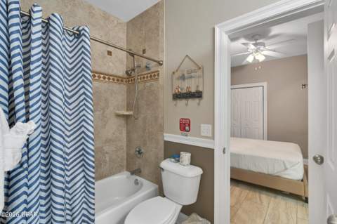 5405 Thomas Drive, Panama City Beach FL - photo 11 of 61