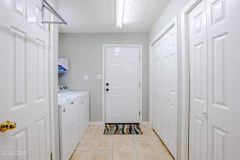 9107 Sunshine Drive, Youngstown FL - photo 12 of 30