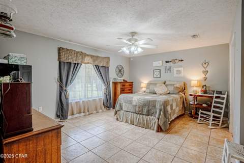 9107 Sunshine Drive, Youngstown FL - photo 14 of 30