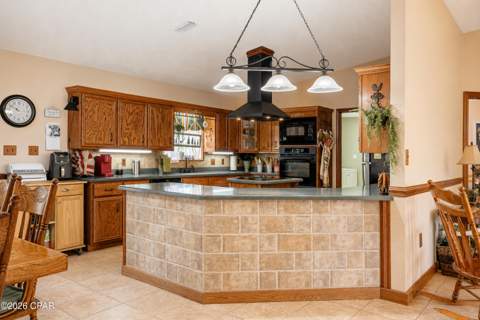 9107 Sunshine Drive, Youngstown FL - photo 7 of 30