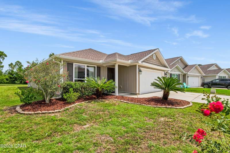 4 bedroom SingleFamilyResidence at 112 Merrion Road, Fanning Bayou, Panama City — photo 3