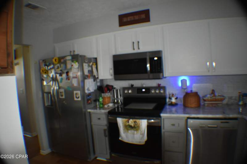 3 bedroom SingleFamilyResidence at 7536 Kelsey Drive, Shadow Bay Unt 3 & 4, Panama City — photo 5