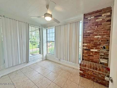 6920 Florida Street, Grand Ridge FL - photo 10 of 43