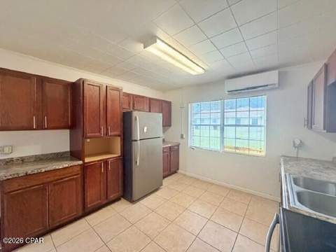 6920 Florida Street, Grand Ridge FL - photo 15 of 43
