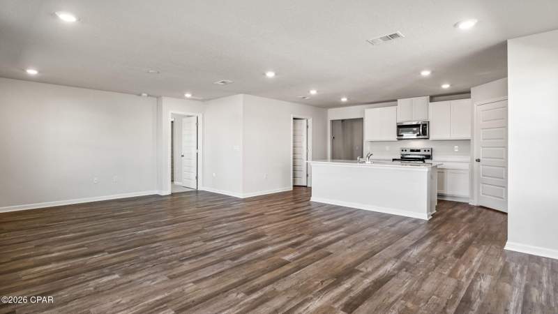 3 bedroom SingleFamilyResidence at 2403 Windbrook Street, Sunny Hills, Chipley — photo 4
