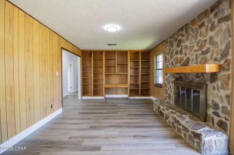 6407 Heather Marie Lane, Panama City FL - photo 8 of 32