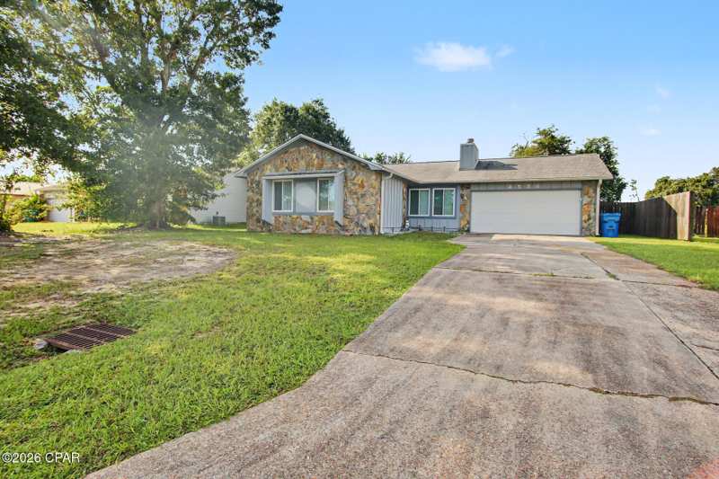 3 bedroom SingleFamilyResidence at 2536 E 37th Plaza, Greentree Heights, Panama City — photo 1