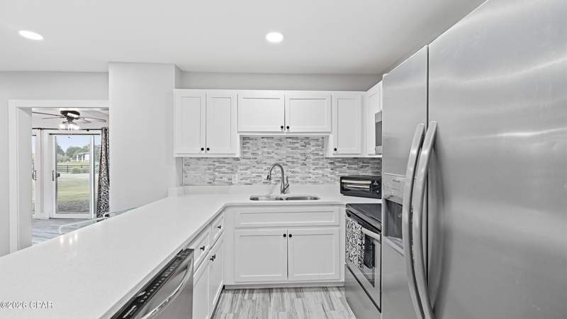 1 bedroom Condominium at 4726 Bay Point Road D140, Bay Point Harbour Villas, Panama City — photo 2